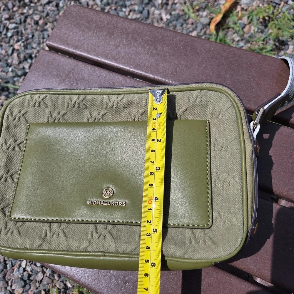 Michael Kors Maeve Logo Large East West Pocket Crossbody Smokey Olive Green - Picture 11 of 14